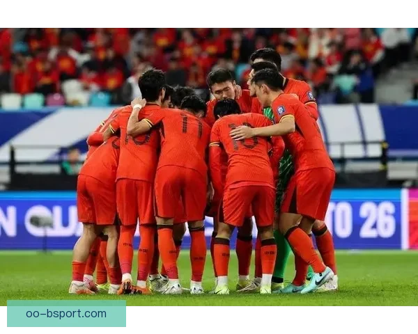 中国男足谢文能进球助力球队赢得关键比赛引发球迷热议