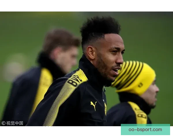 佩德里伤愈重返训练场展现全面恢复状态与竞技潜力